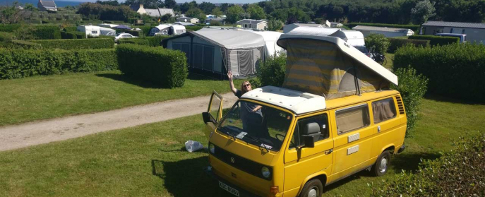 Caravan or motorhome? 5 things to consider when weighing up which is right for you