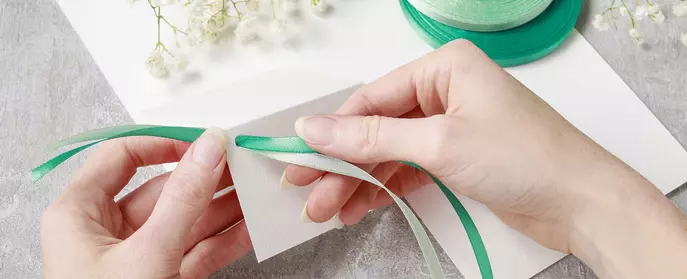 5 quick DIY wedding hacks