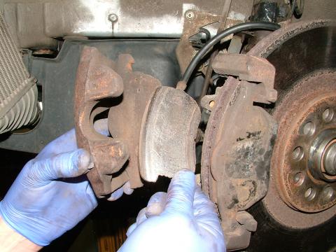 How To Unseize A Brake Caliper Haynes Publishing