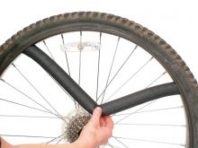 How to remove a bike tire: step 4