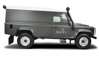 Land Rover Defender 2007-2011 Image