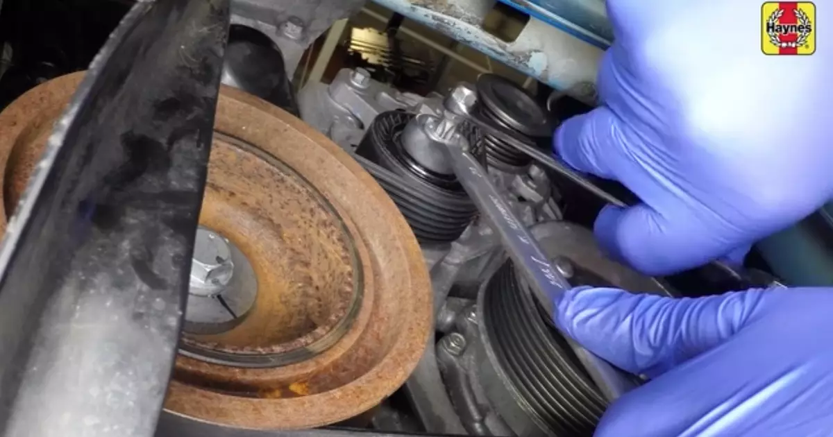 Understanding your car's auxiliary drive belt