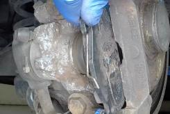 how replace brake pads