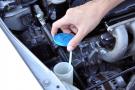 Checking your windscreen fluid