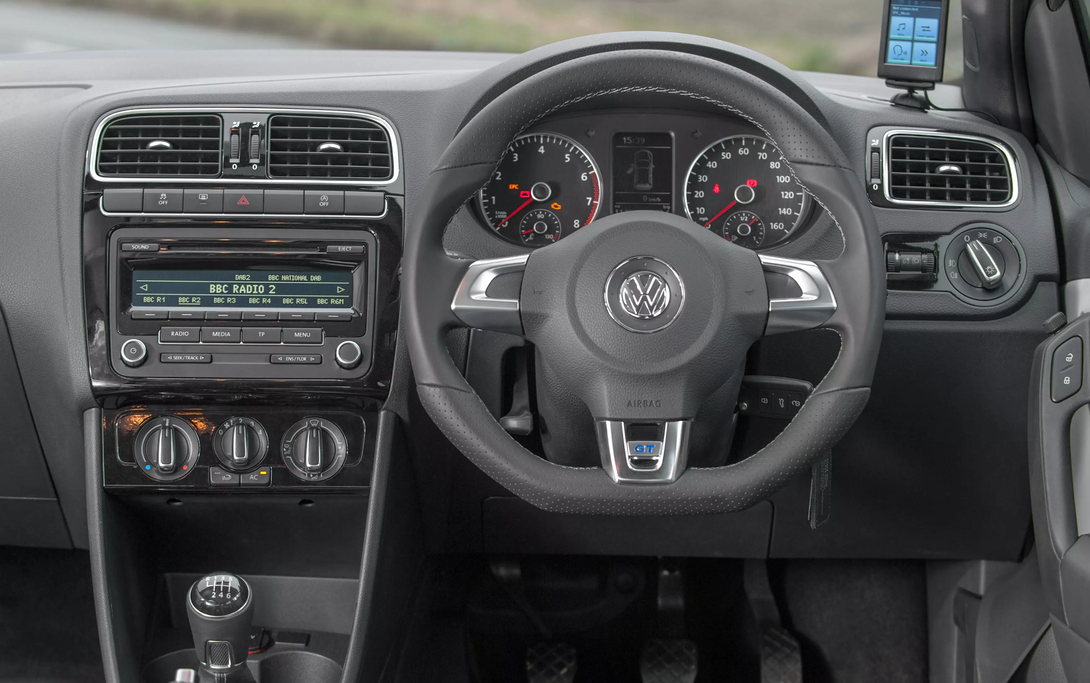 Торпедо фольксваген. Volkswagen Polo 2011 торпеда. Торпедо Volkswagen Polo 2017. Volkswagen Polo 2013 панель. Volkswagen Polo 2014 Торпедо.