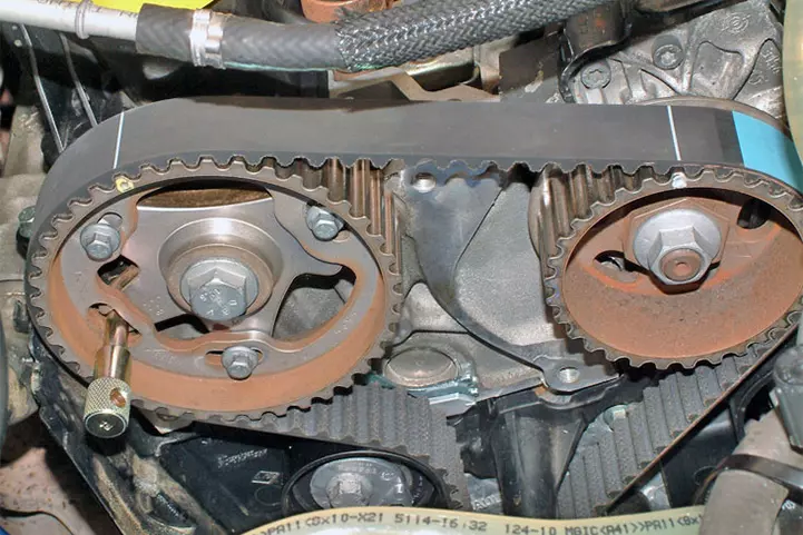 Does this serpentine belt look as bad as the mechanic is telling