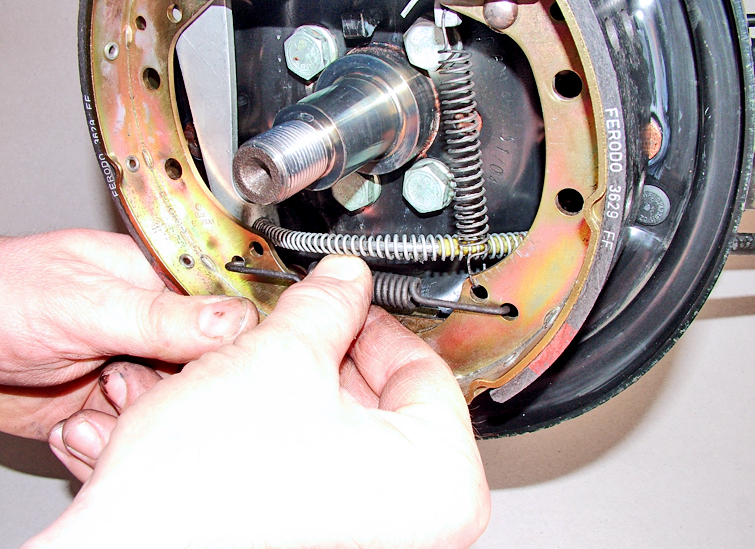 How to change the brake shoes on your car's rear drum brakes