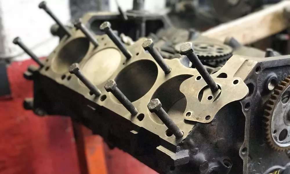 Beginner's Guide: What Is an Engine Block and What Does It Do? - Haynes  Manuals
